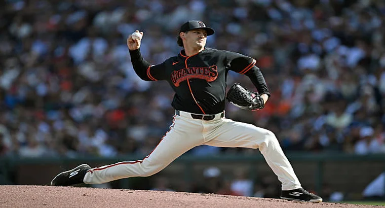 San Francisco Giants pitcher throwing a pitch during MLB game against New York Yankees at Oracle Park